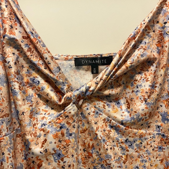 Beautiful satin midi with thin straps - Picture 3 of 6